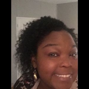 Meet your Posher, Debra